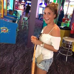 Meet your Posher, Rochelle